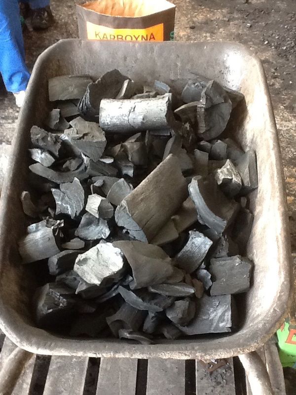 Grava del carbón de leña/máquina de ensacar modificadas para requisitos particulares del guijarro/del carbón, empaquetadora del carbón de leña